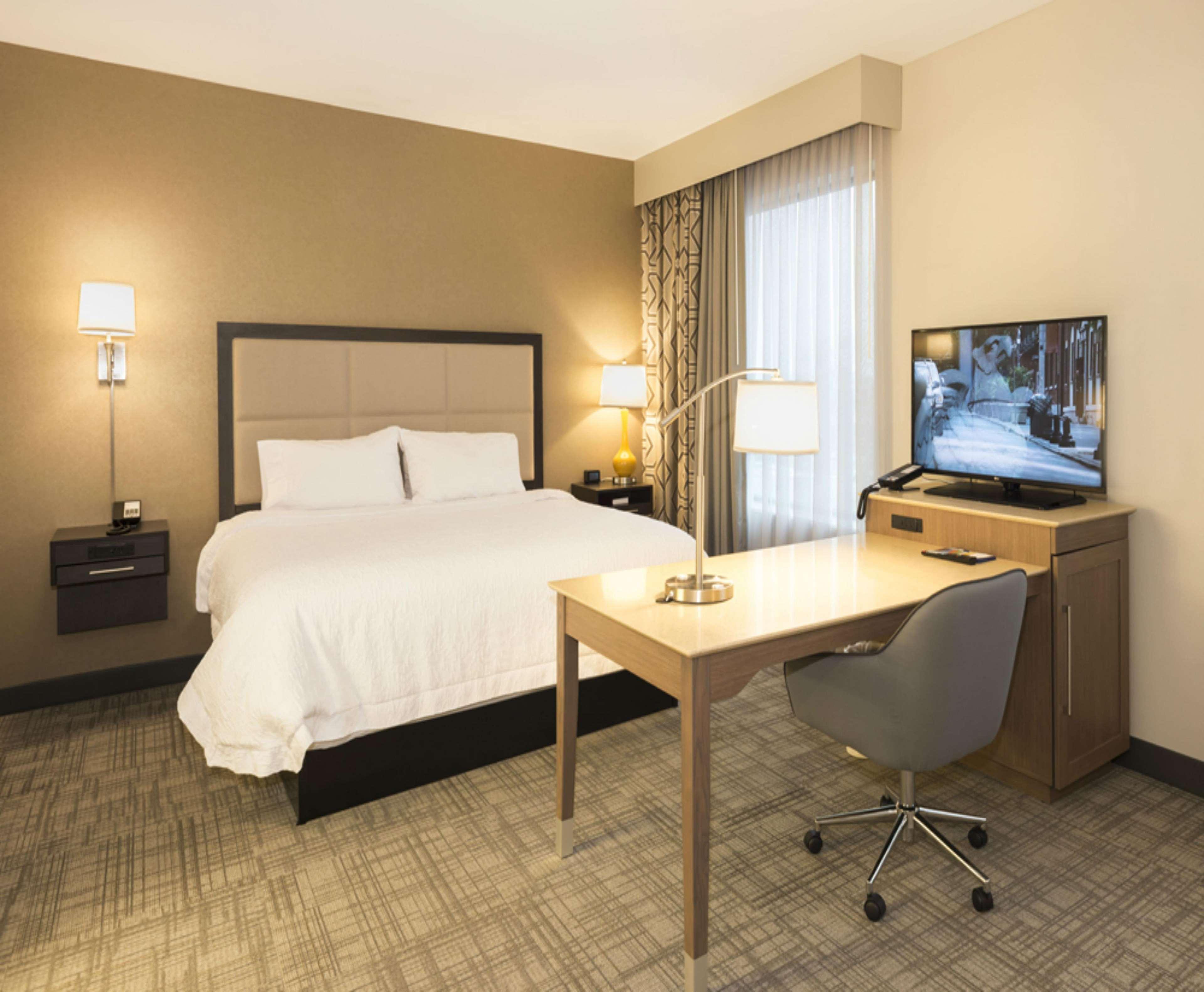 Hampton Inn And Suites Minneapolis University Area, Mn מראה חיצוני תמונה