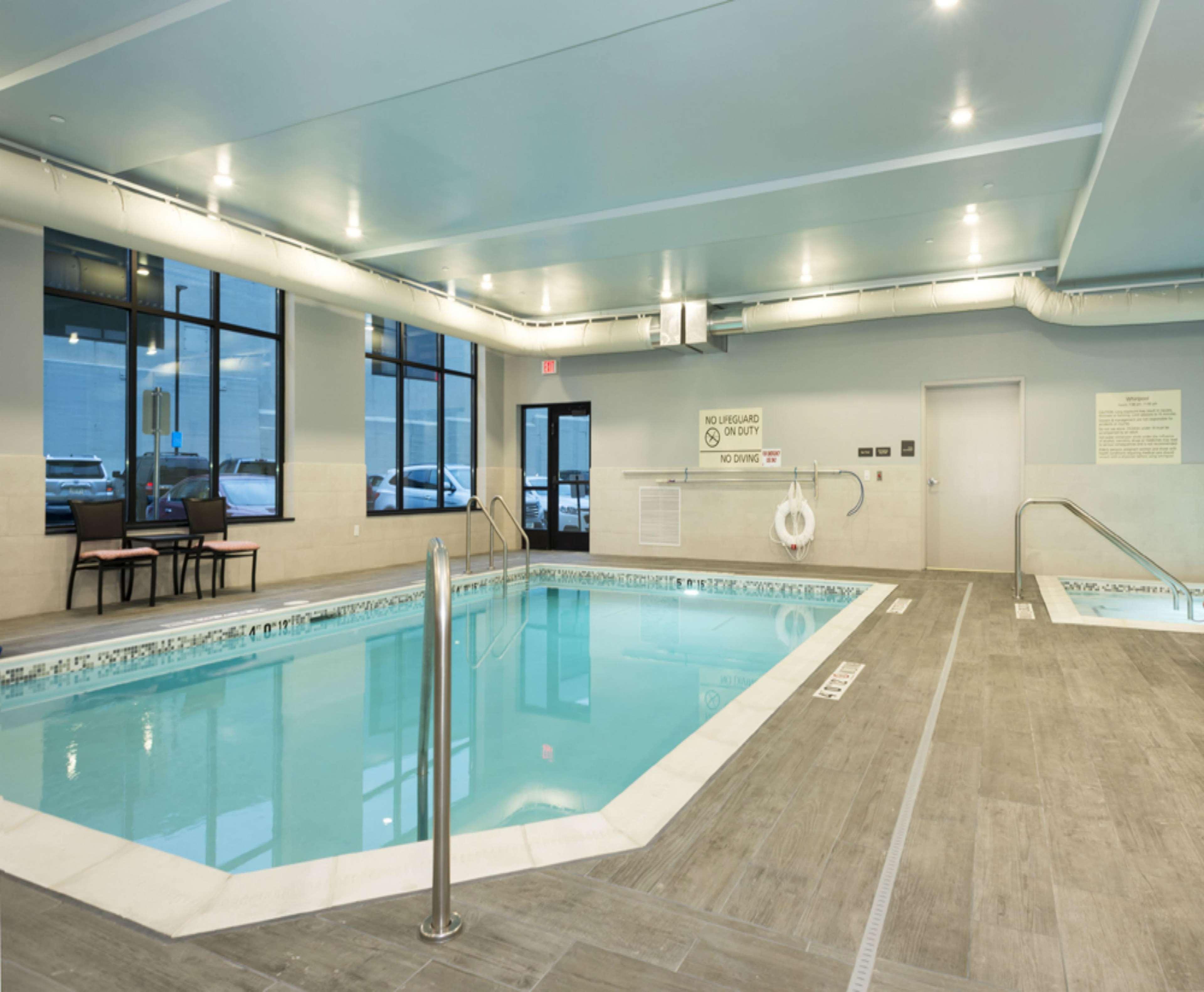 Hampton Inn And Suites Minneapolis University Area, Mn מראה חיצוני תמונה