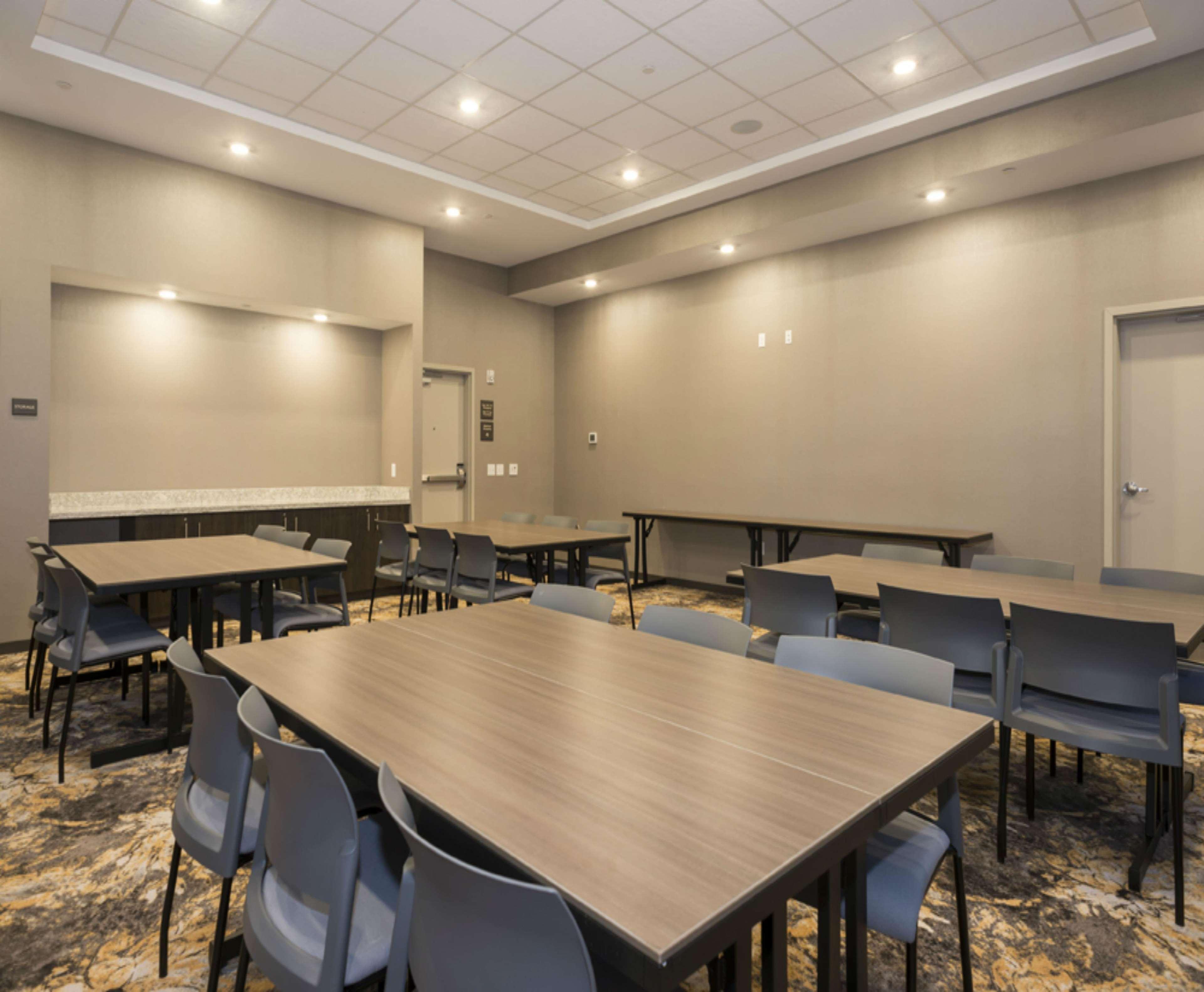 Hampton Inn And Suites Minneapolis University Area, Mn מראה חיצוני תמונה