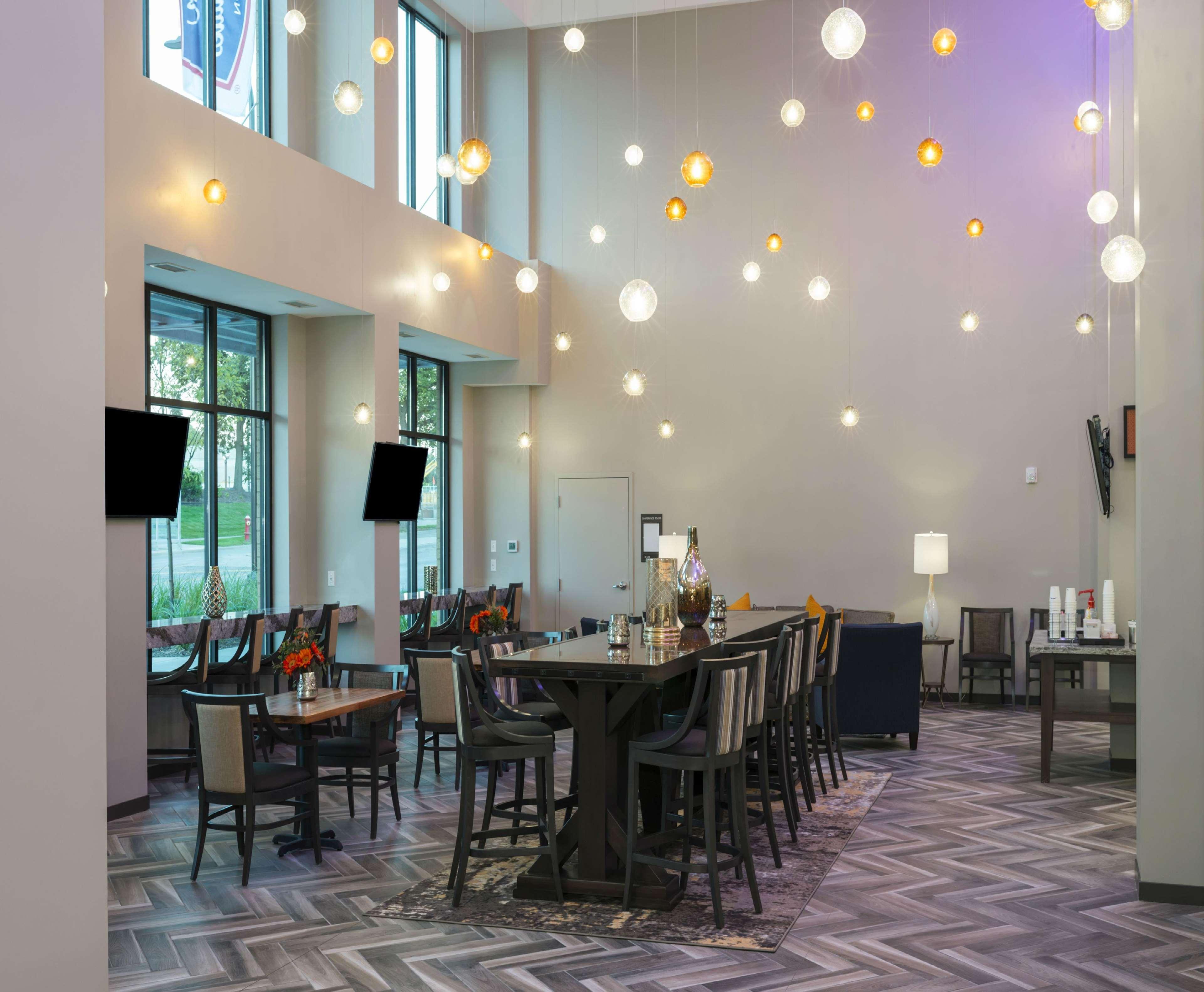Hampton Inn And Suites Minneapolis University Area, Mn מראה חיצוני תמונה